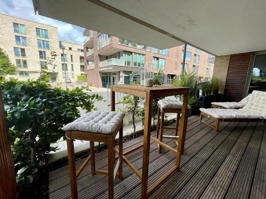 Modern Weser Apartment Brémy